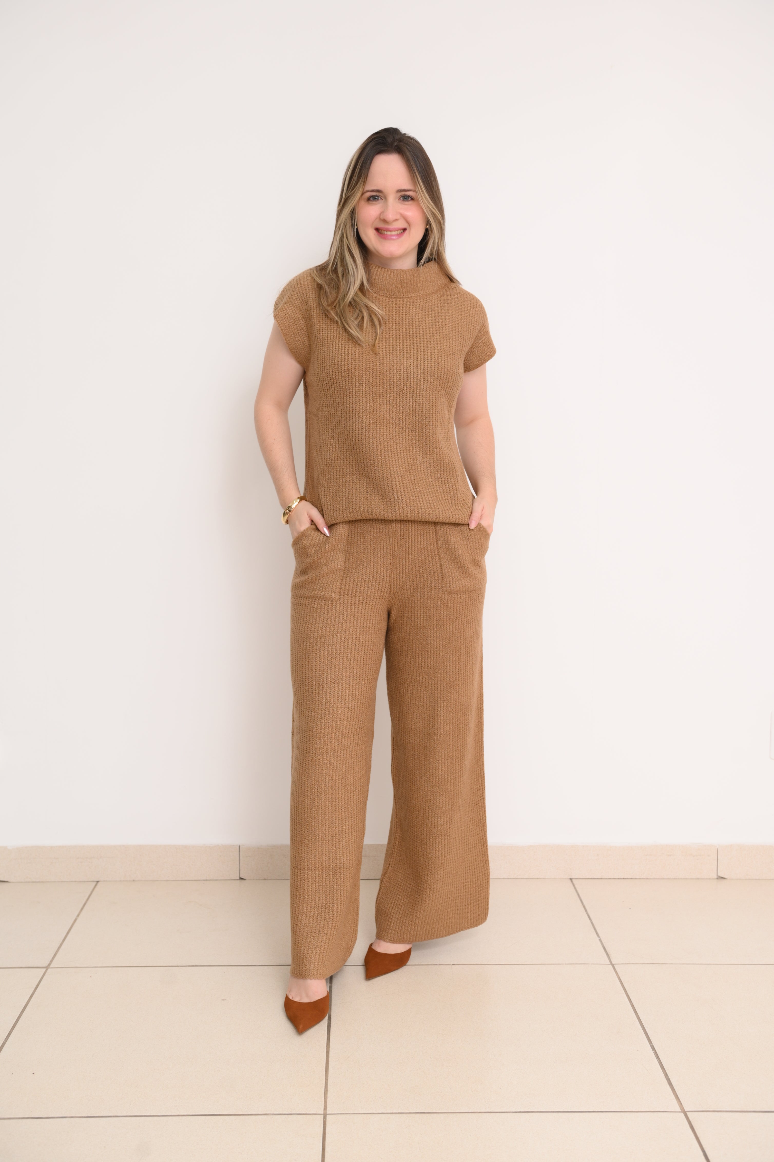 CONJUNTO MOUSSE ANA