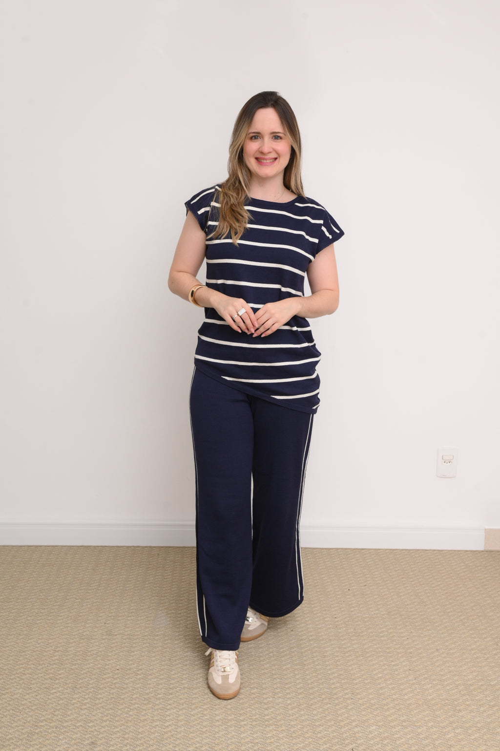 CONJUNTO BRUNA TRICOT PARIS LISTRAS