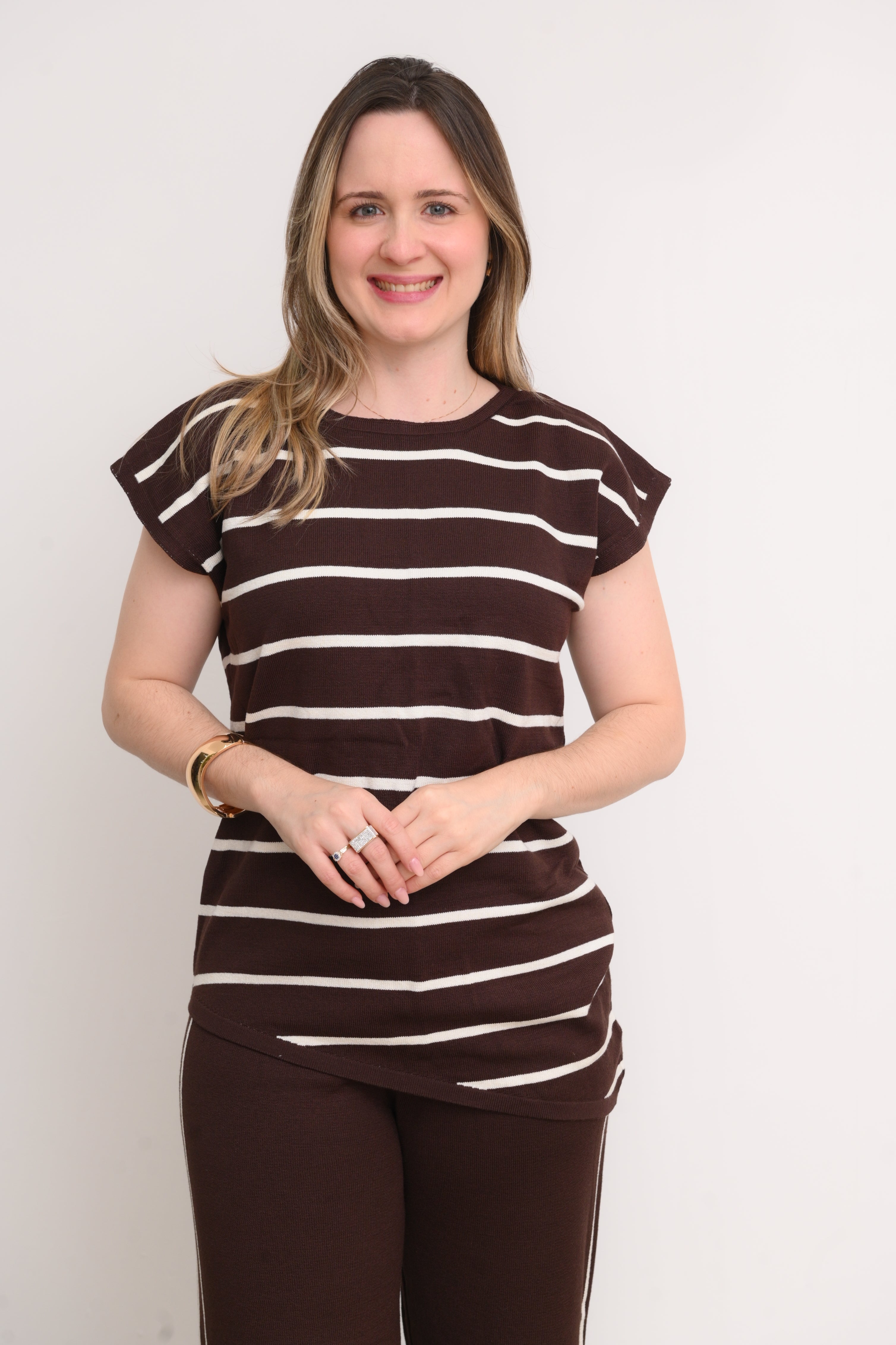 CONJUNTO BRUNA TRICOT PARIS LISTRAS